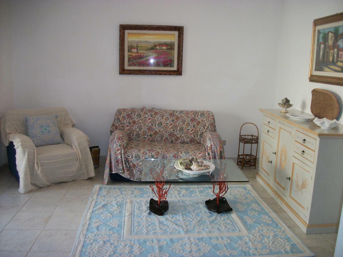 Casa Tavolara Apartment ซาน เตโอโดโร ภายนอก รูปภาพ
