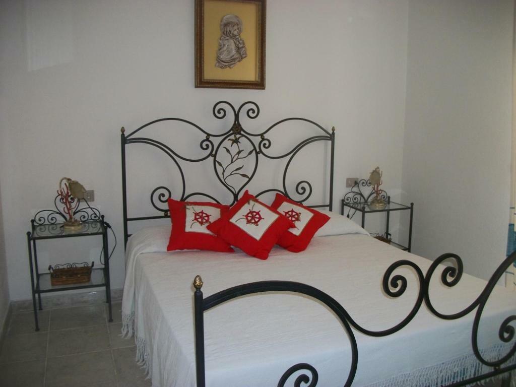 Casa Tavolara Apartment ซาน เตโอโดโร ภายนอก รูปภาพ
